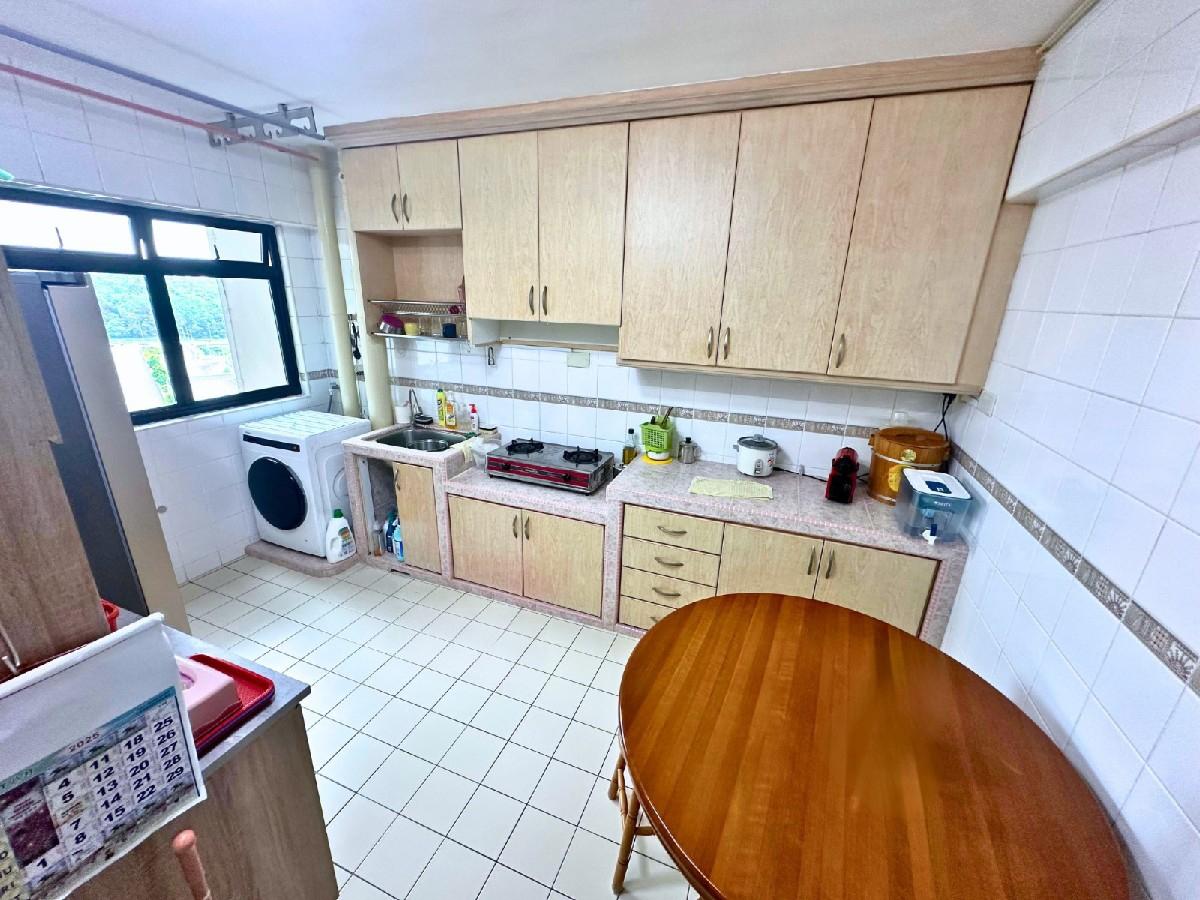 HDB Apartment for Sale: Bukit Panjang, D23, 670656