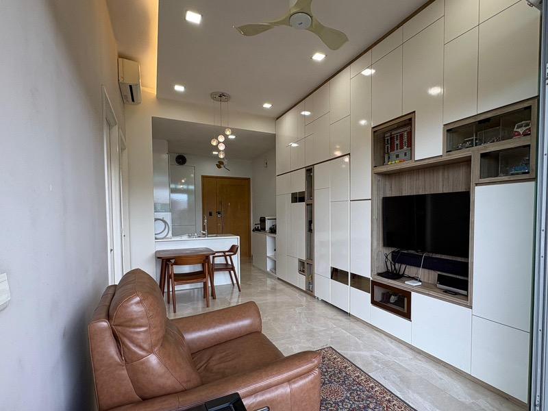 KINGSFORD . HILLVIEW PEAK Condominium For Sale, $790,000, 1 Bed 1 Bath 517 sqft $1,528.00 psf