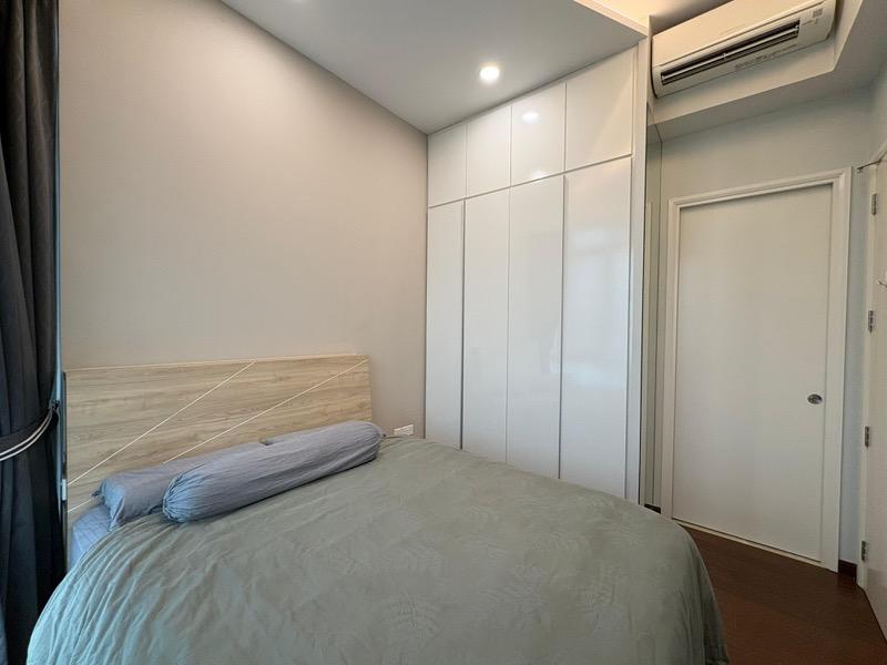 KINGSFORD . HILLVIEW PEAK Condominium For Sale, $790,000, 1 Bed 1 Bath 517 sqft $1,528.00 psf