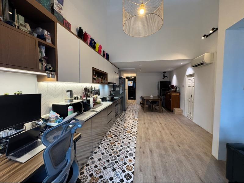 Craig Place Apartment For Sale, $1,658,000, 2 Bed 1 Bath 732 sqft $2,265.00 psf