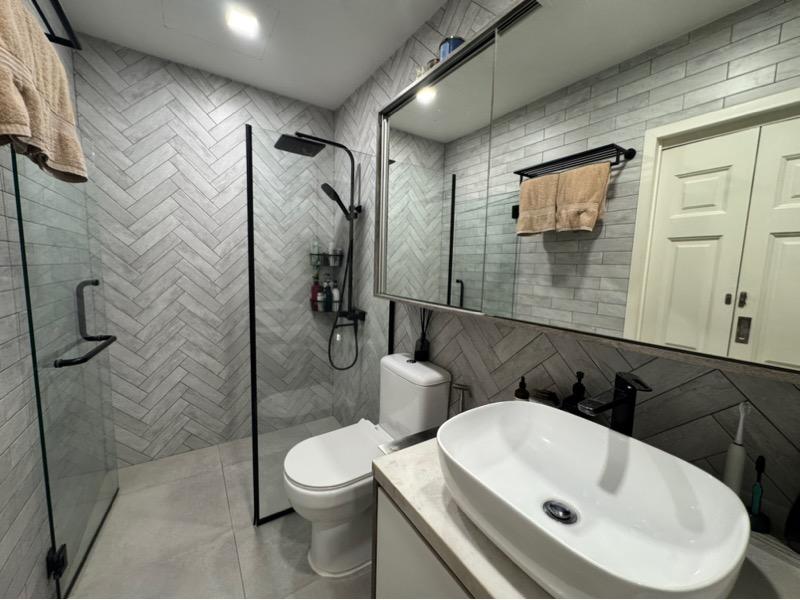 Craig Place Apartment For Sale, $1,658,000, 2 Bed 1 Bath 732 sqft $2,265.00 psf