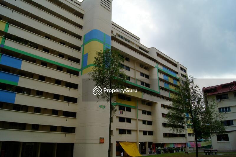 317 Hougang Avenue 7