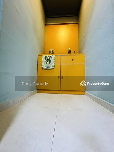 317 Hougang Avenue 7