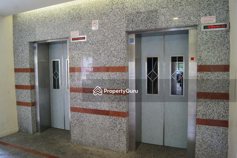 317 Hougang Avenue 7