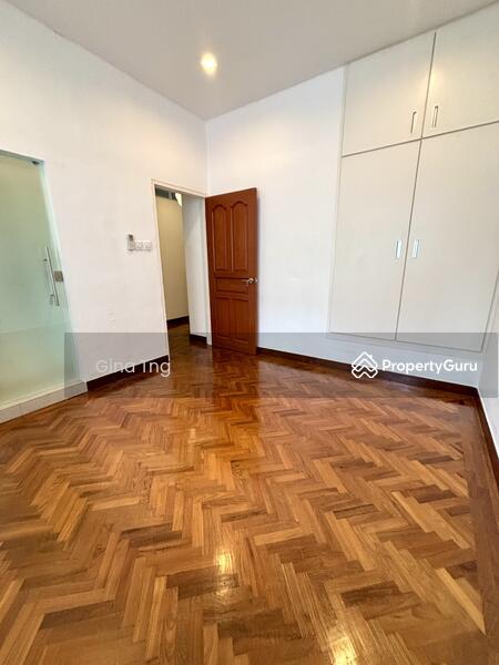 Orchard Inter Terrace near to Paragon and Mount E