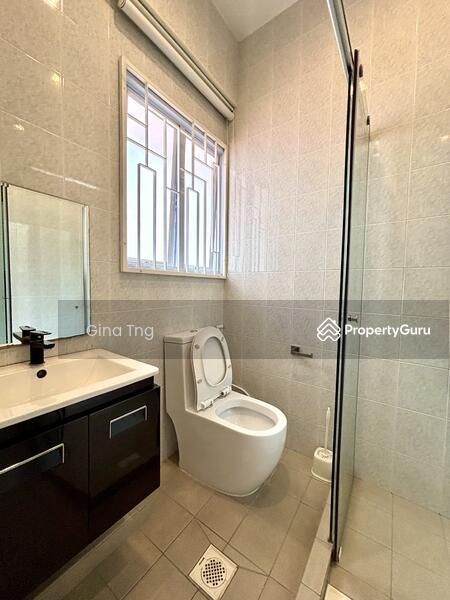 Orchard Inter Terrace near to Paragon and Mount E