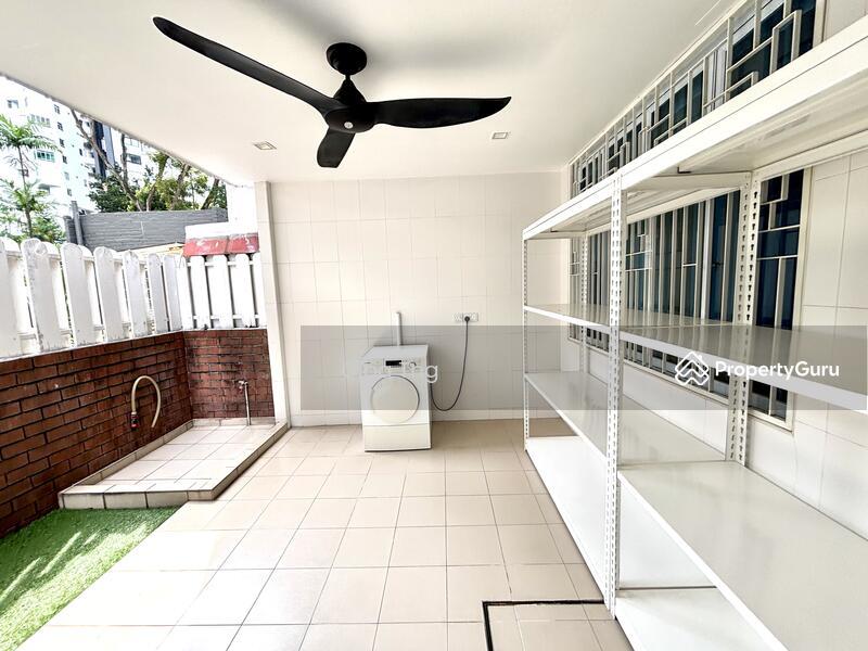 Orchard Inter Terrace near to Paragon and Mount E