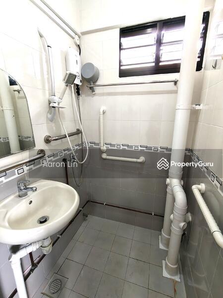 Prop-GPT: HDB Flat: D19 Hougang 2 Hougang Avenue 3