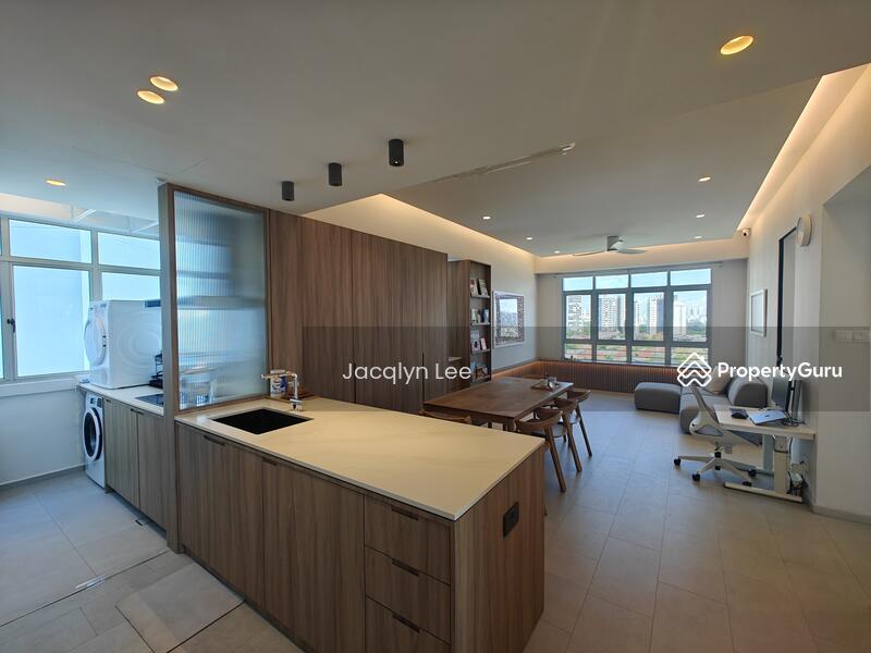 Prop-GPT: Condominium: D15  The Makena