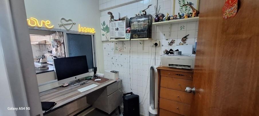 25 Teck Whye Lane HDB Apartment For Sale, $472,888, 3 Bed 2 Bath 990 sqft $478.00 psf