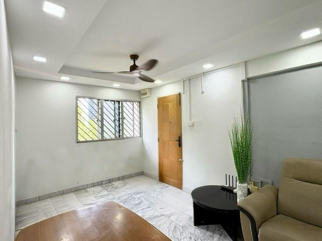 481 Jurong West Street 41 HDB Apartment For Sale, $460,000, 2 Bed 2 Bath 86 sqft $5,349.00 psf