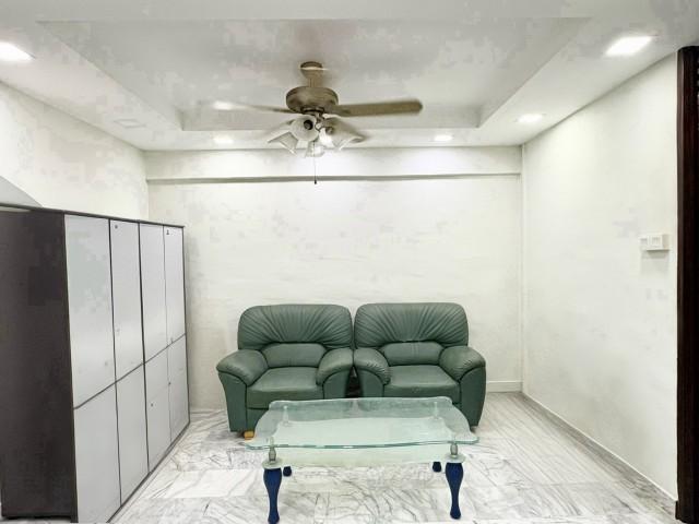 481 Jurong West Street 41 HDB Apartment For Sale, $460,000, 2 Bed 2 Bath 86 sqft $5,349.00 psf