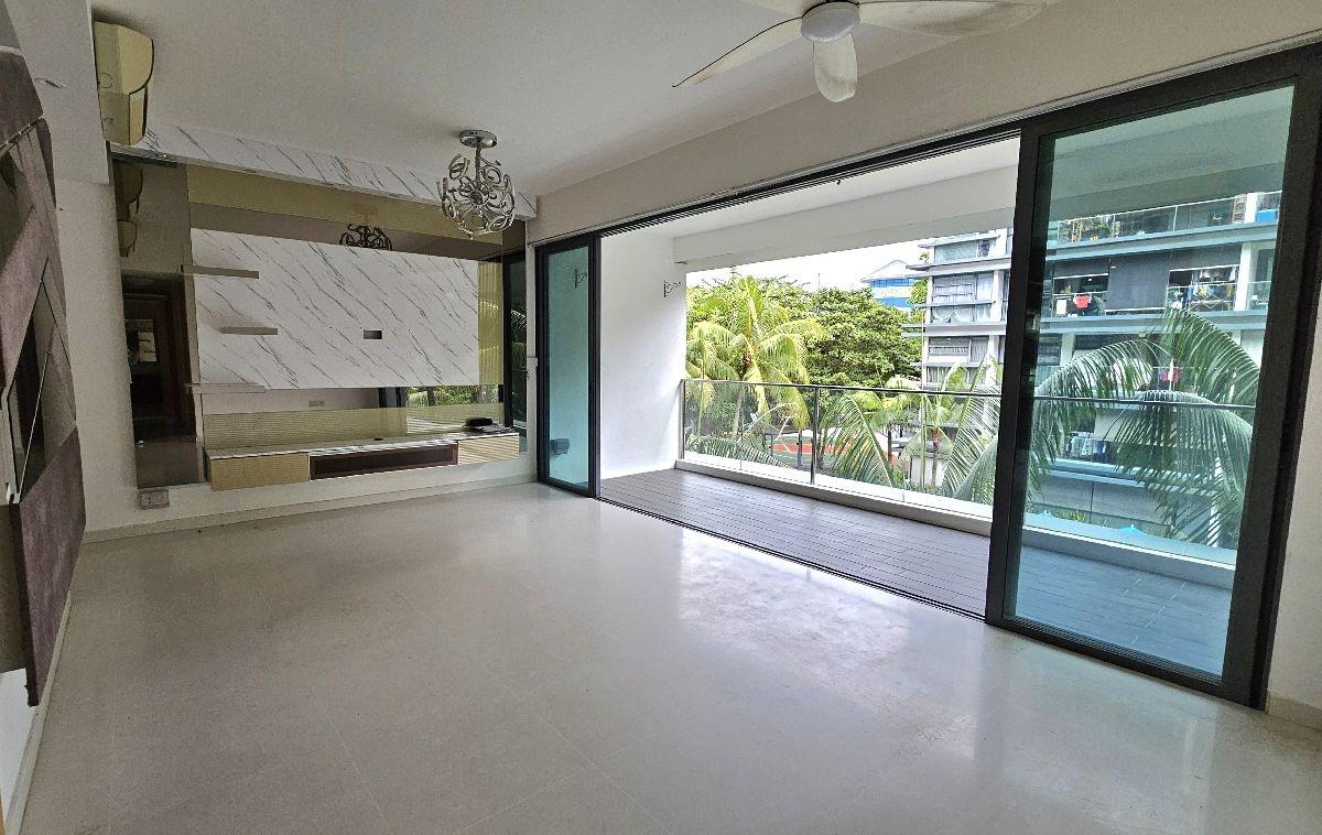 Prop-GPT: Condominium: D17 Loyang Hedges Park Condominium