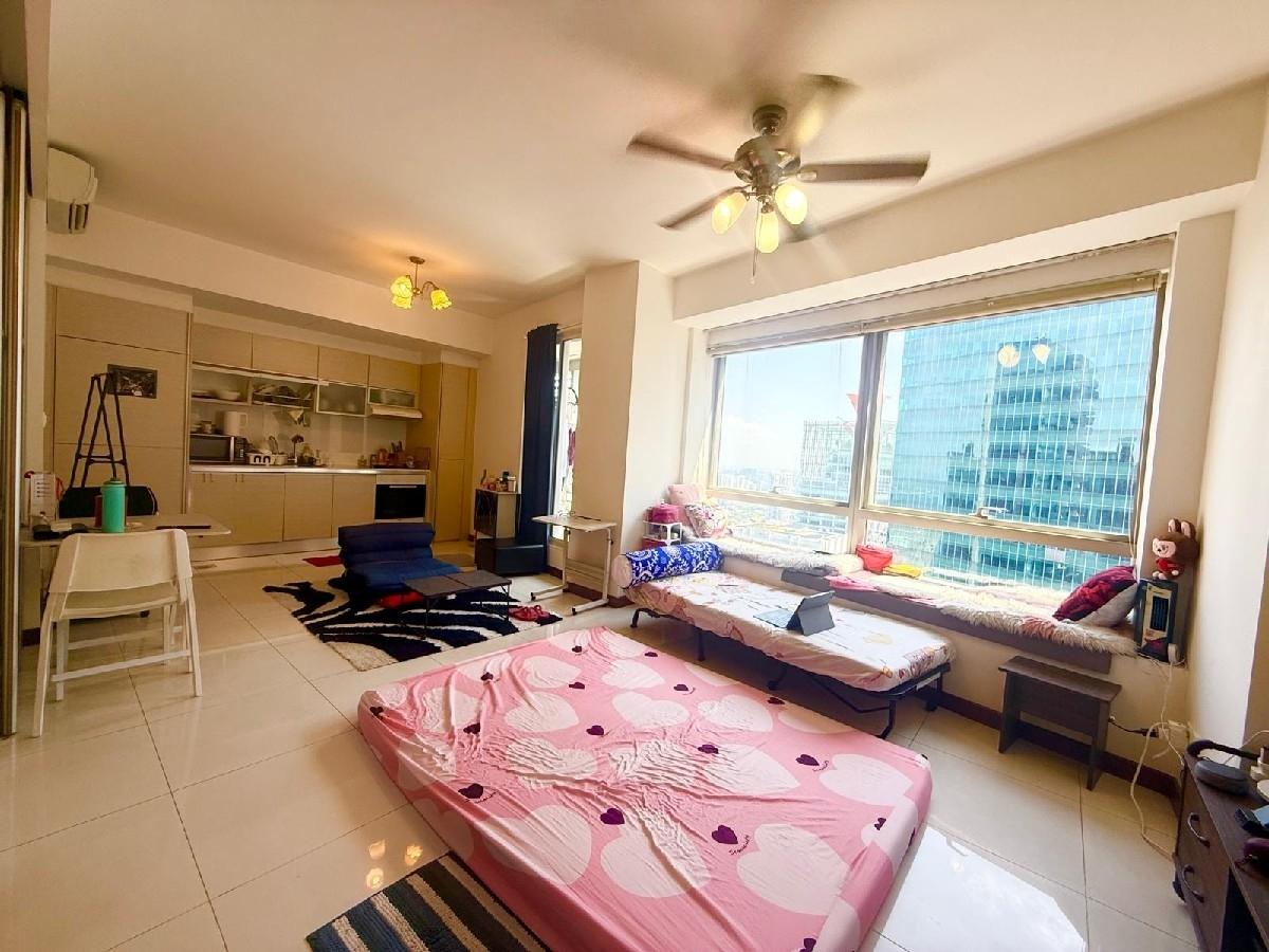 The Sail @ Marina Bay Condominium For Sale, $1,500,000, 1 Bed 1 Bath 678 sqft $2,212.00 psf