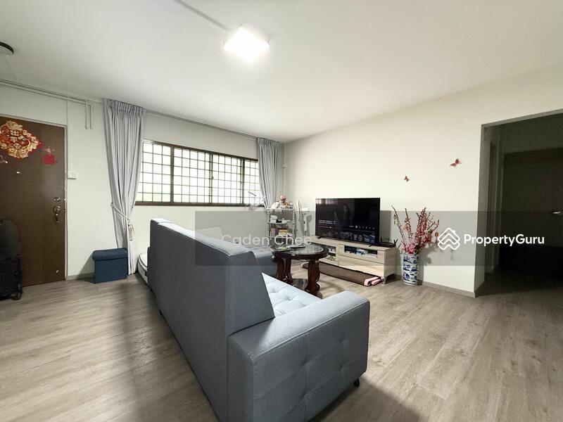 Prop-GPT: HDB Flat: D23  125 Pending Road