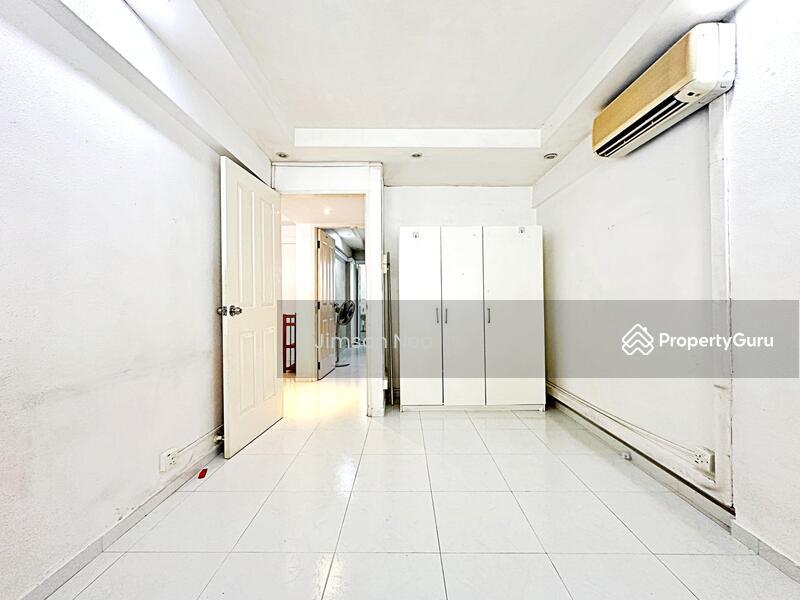 511 Hougang Avenue 10