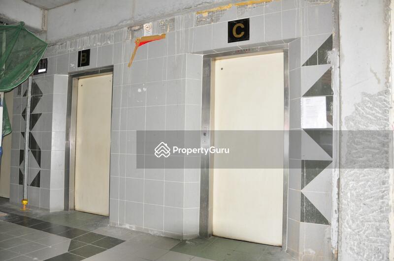 511 Hougang Avenue 10