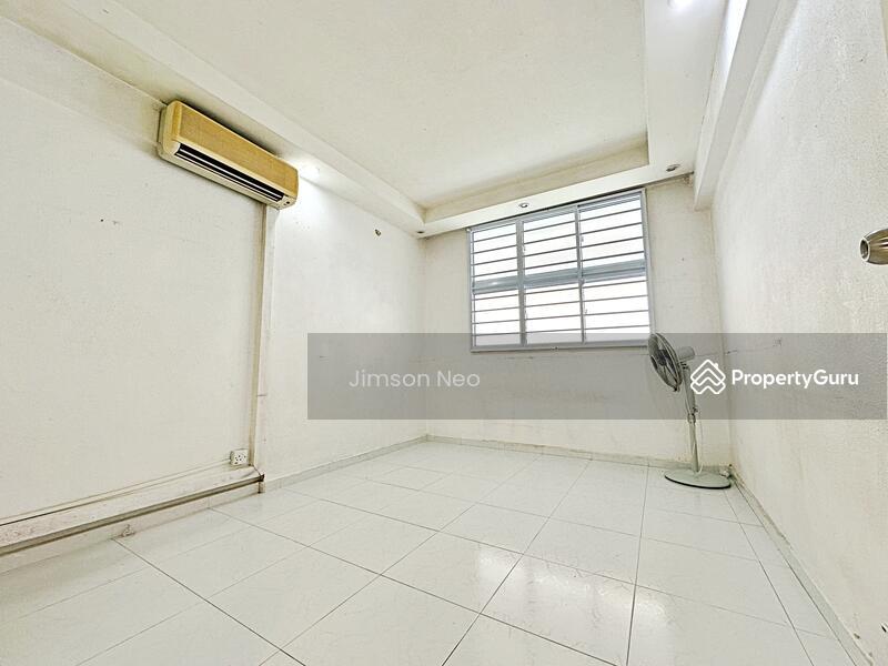 511 Hougang Avenue 10