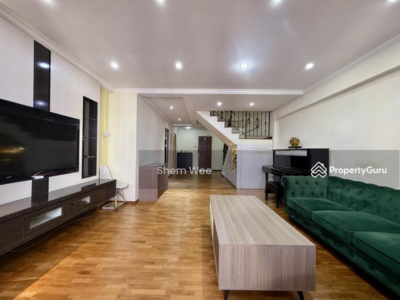 Prop-GPT: HDB Flat: D19 Hougang 231 Hougang Street 21