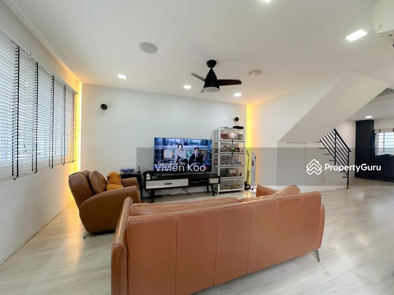 Prop-GPT: HDB Flat: D27 Yishun 405 Yishun Avenue 6