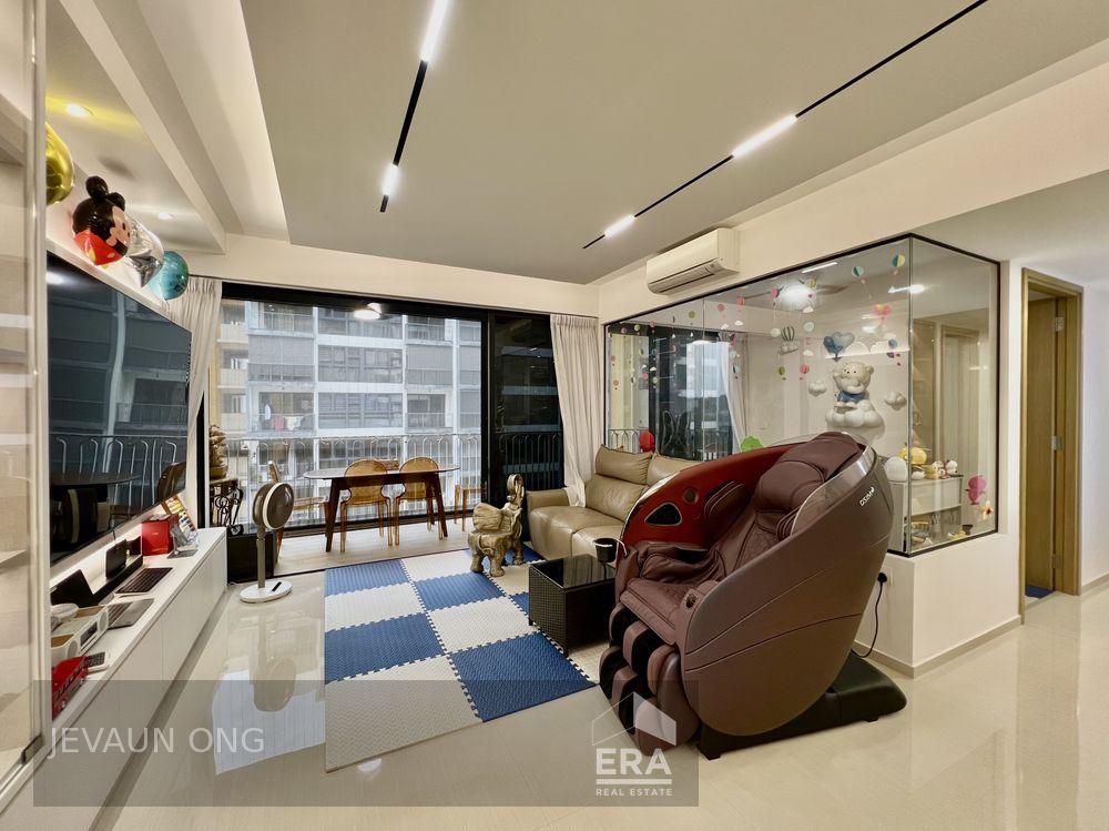 Spacious and Luxurious 5 Bed 4 Bath. Newly Renovated. Sincere Seller