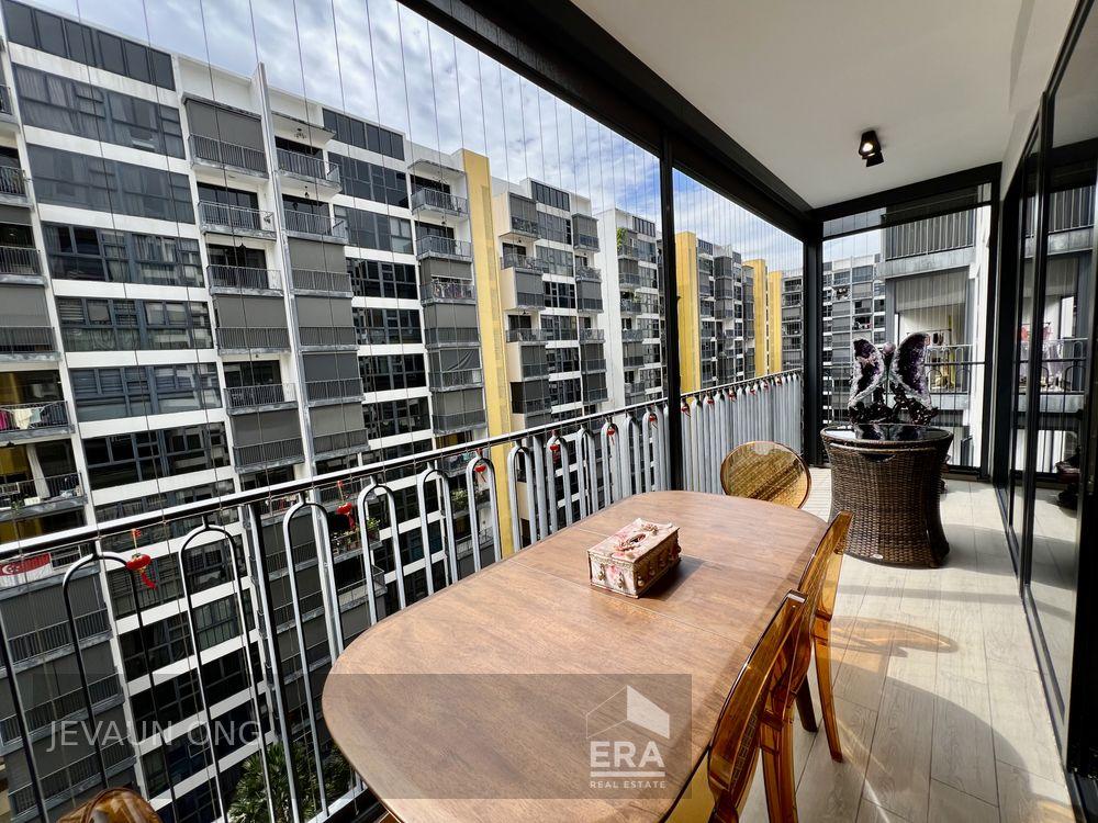 Spacious and Luxurious 5 Bed 4 Bath. Newly Renovated. Sincere Seller