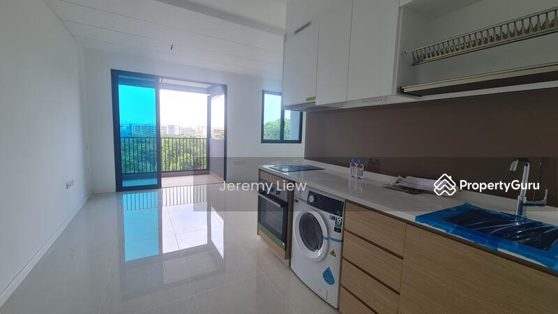 Prop-GPT: Condominium: D18 Tampines Treasure at Tampines