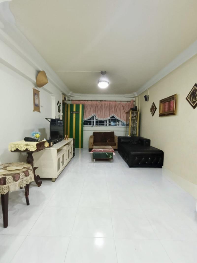 HDB Apartment for Sale: Yishun, D27, 760861