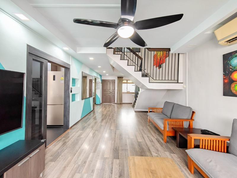 310 Canberra Road HDB Apartment For Sale, $900,000, 4 Bed 3 Bath 1,528 sqft $589.00 psf