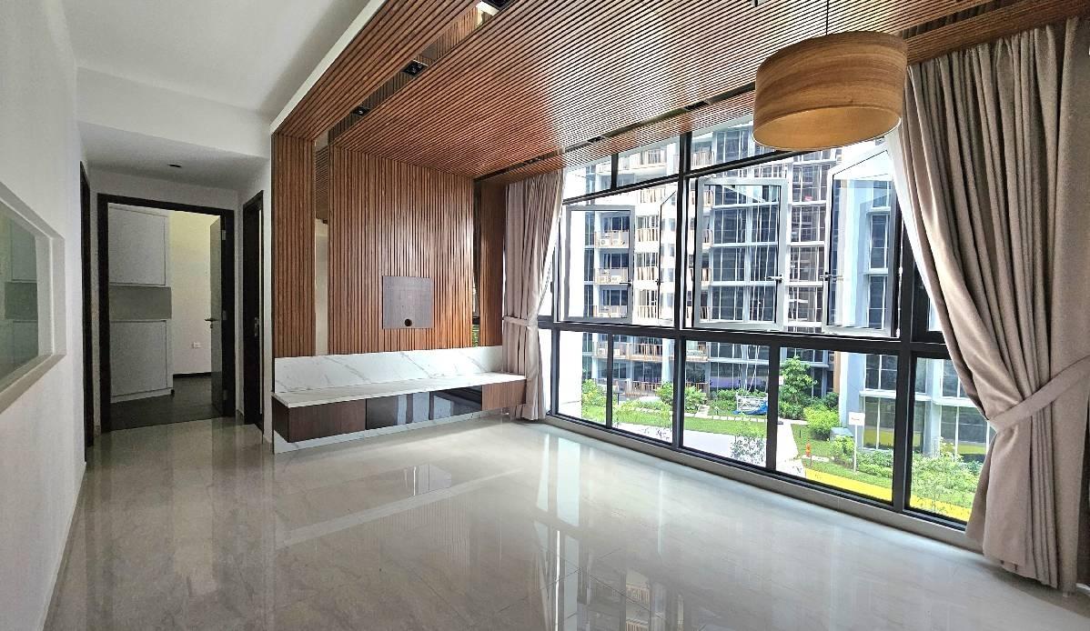 Prop-GPT: Condominium: D27 Yishun Symphony Suites