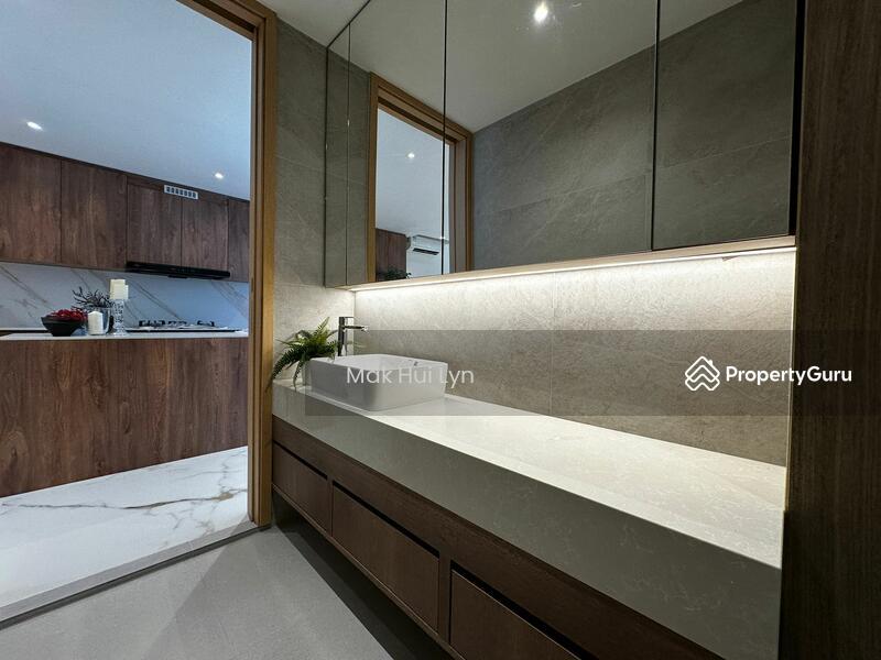Terrace for Sale: Serangoon, D19, 558616