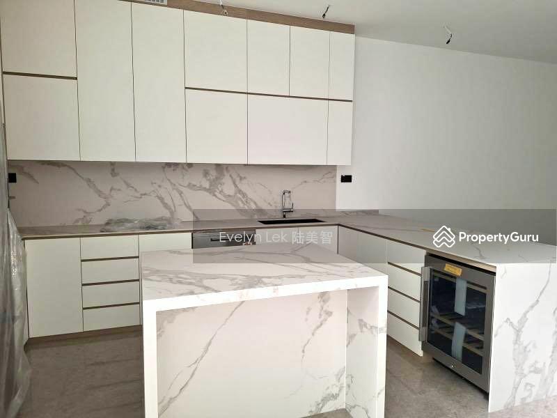 Corner Terrace for Sale: Holland, D10, 276876
