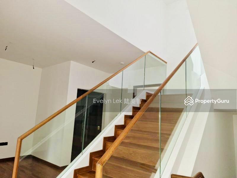 Corner Terrace for Sale: Holland, D10, 276876