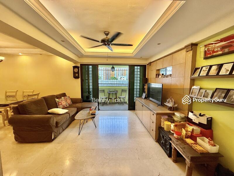 Prop-GPT: HDB Flat: D22 Boon Lay 669D Jurong West Street 64
