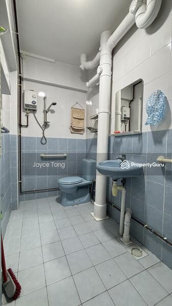 555 Jurong West Street 42