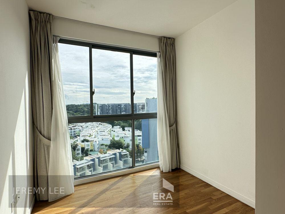 Fabulous Pool and Greenery Facing