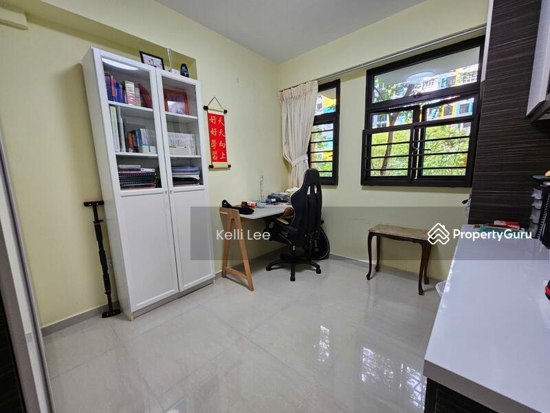 HDB Flat for Sale: D23, 670486