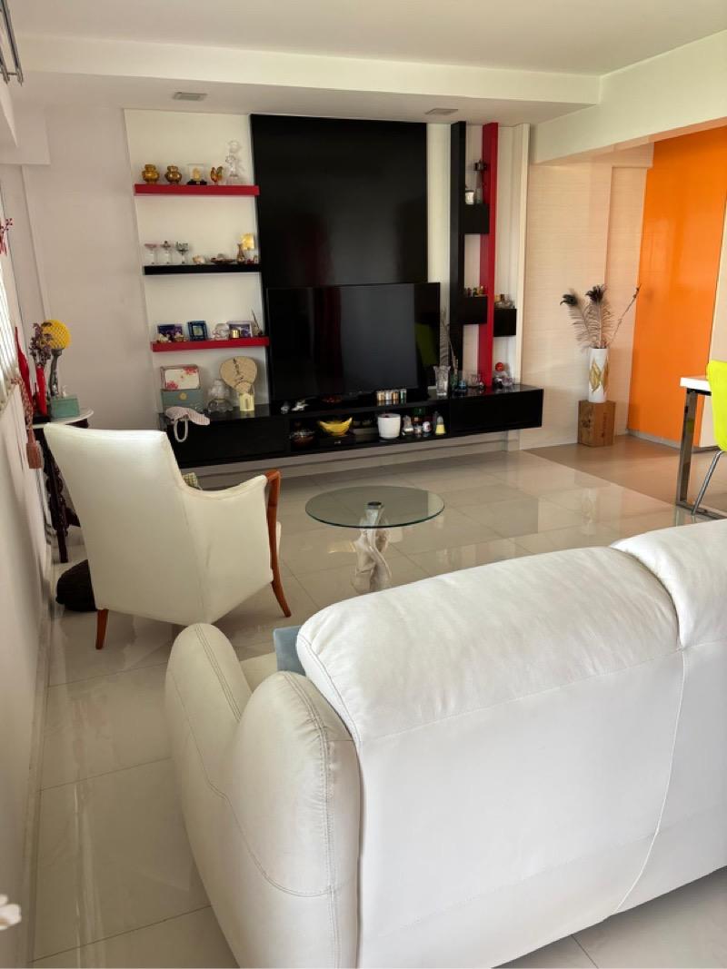 HDB Apartment for Sale: Simei, D18, 520133