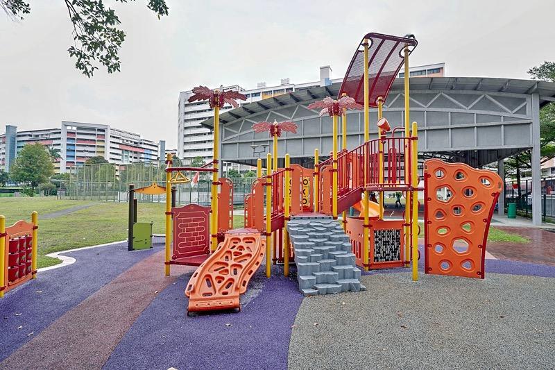 HDB Apartment for Sale: Yishun, D27, 760756