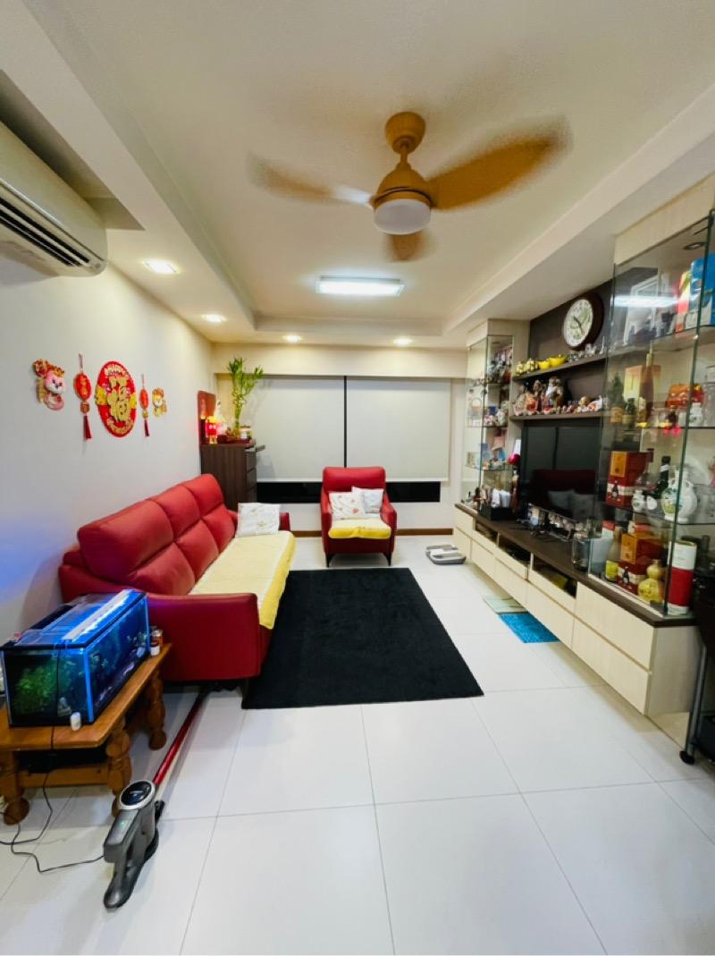 546C Segar Road HDB Apartment For Sale, $630,000, 3 Bed 2 Bath 990 sqft $636.00 psf