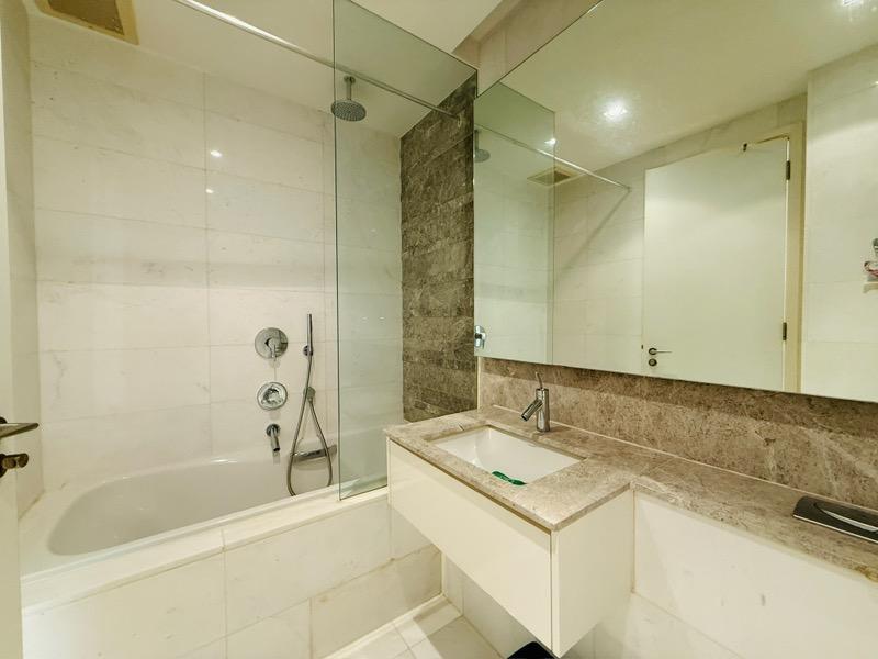 Condominium for Sale: Keppel, D04, 098402
