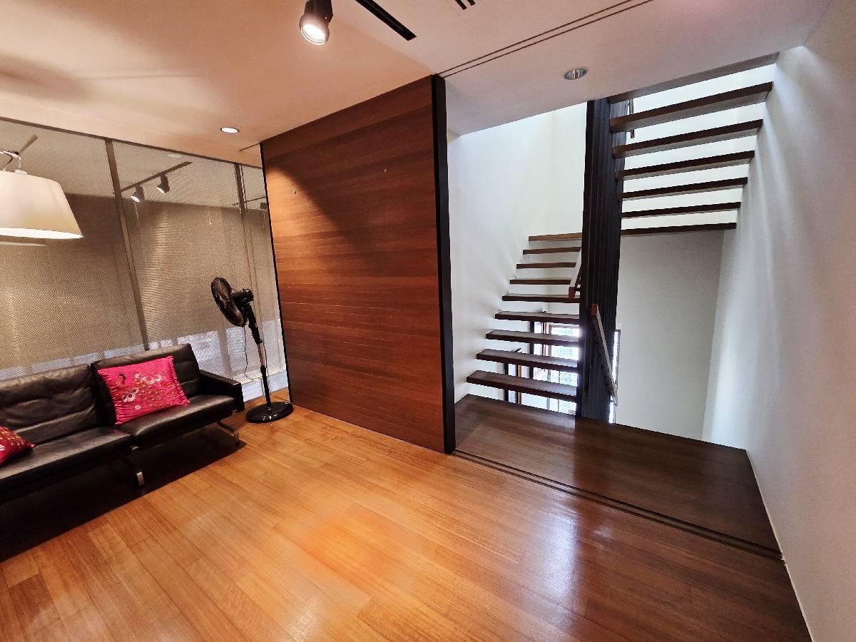 Newton Suites Apartment For Sale, $8,500,000, 4 Bed 4 Bath 4,865 sqft $1,747.00 psf