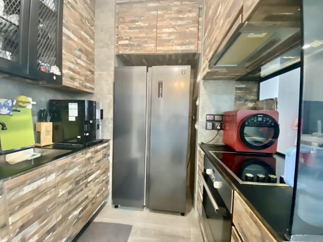 Meridian 38 Apartment For Sale, $2,500,000, 3 Bed 2 Bath 1,367 sqft $1,829.00 psf