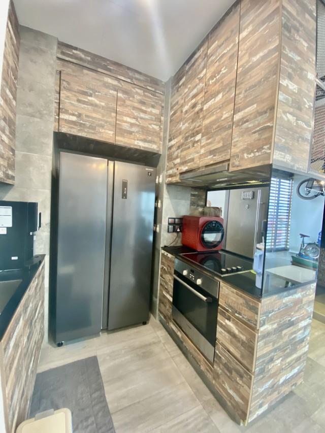 Meridian 38 Apartment For Sale, $2,500,000, 3 Bed 2 Bath 1,367 sqft $1,829.00 psf