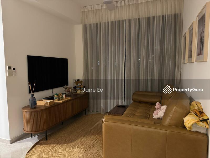 Prop-GPT: Condominium: D03  Stirling Residences