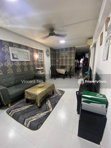 HDB Flat for Sale: D15, 431008