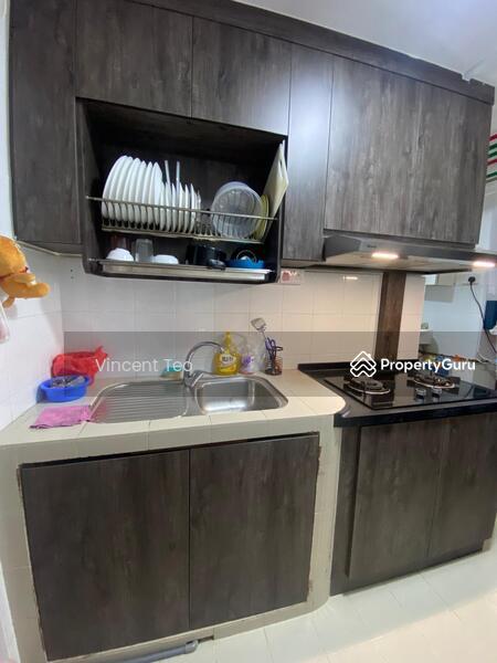 HDB Flat for Sale: D15, 431008