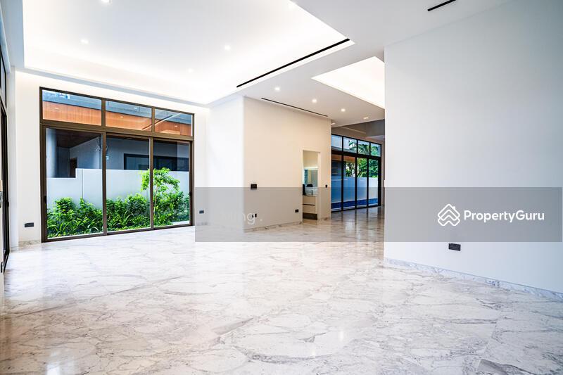 BRAND NEW! 5 MINS MRT! POOL! LIFT!