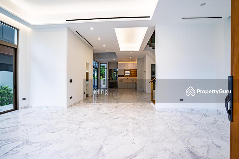 BRAND NEW! 5 MINS MRT! POOL! LIFT!