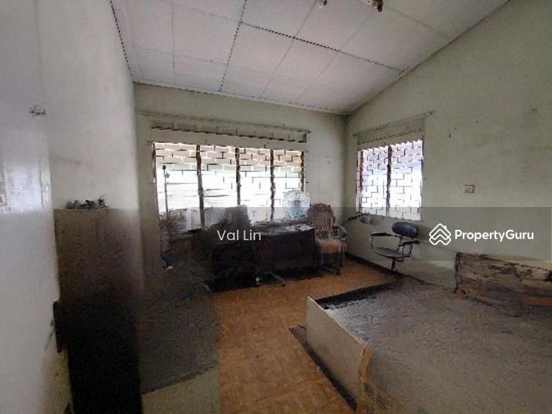 Semi-Detached for Sale: Holland, D10, 276949